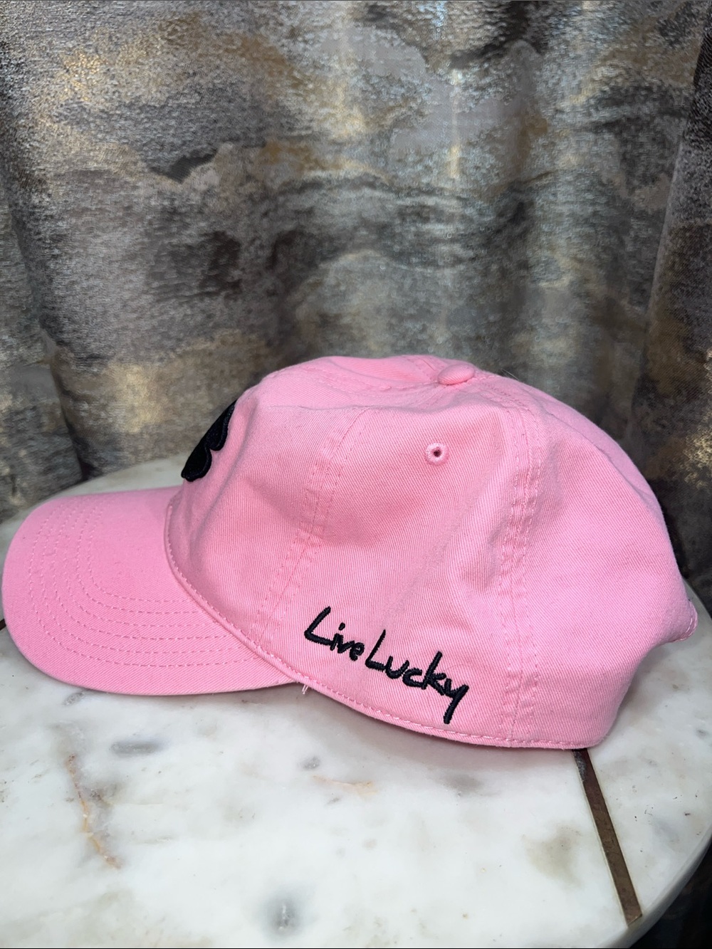 Women’s Pink Black Clover Four-Leaf Clover hat - Picture 2 of 7